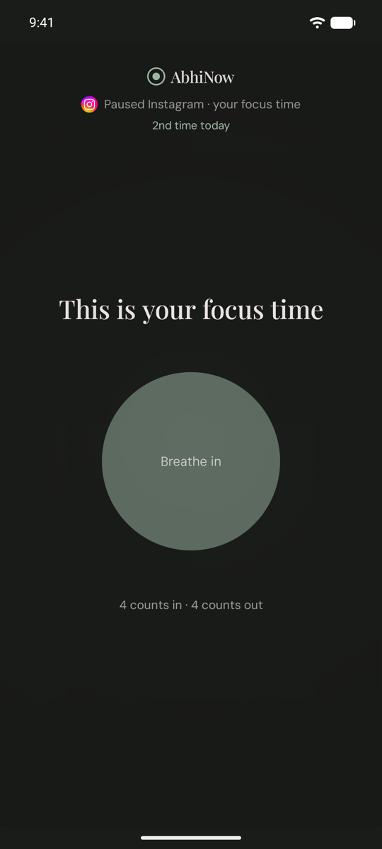 AbhiNow pause screen with a breathing circle
